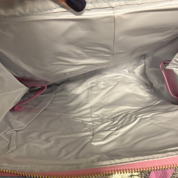 Lilly Pulitzer Pink and Blue Floral Cooler Bag - Picture 4 of 4